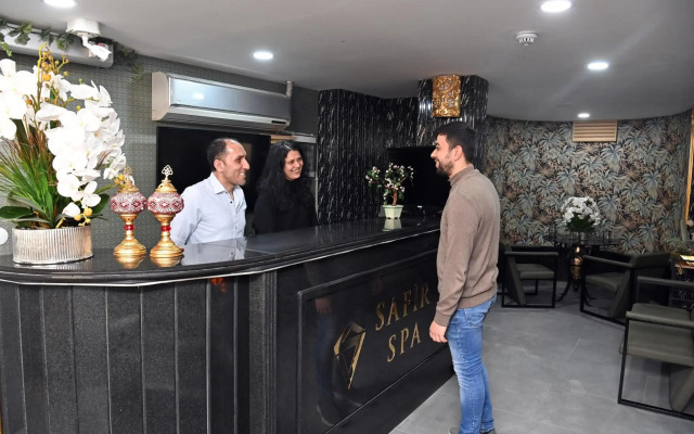 Silivri Safir Hotel & Resort Beach And Restaurant