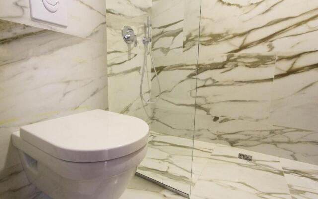 Alkima 1 BR apartment with a sea view