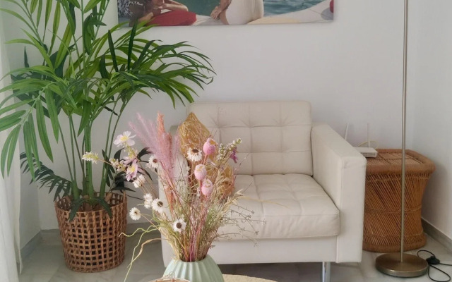 Holiday Home Near La Duquesa Golf & Beach