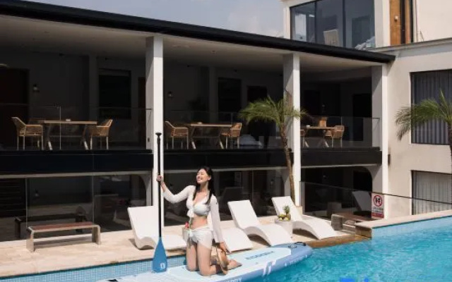 Xia Meng · Lumen Linxi Healing Private Hot Spring Homestay (Anji Dragon King Mountain Drift Branch) – Pool – Huzhou