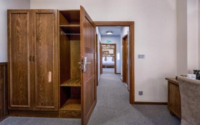 Hotel & Spa **** Kasztel Uniejów