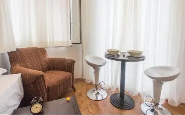 Manon Hostel Galata