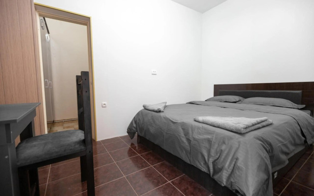 New Friends Mini-Hotel