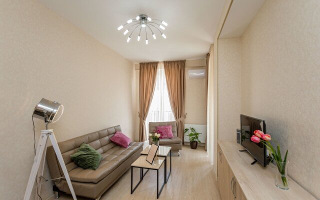 Falcon Apartments Stamba