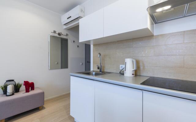 Максимус на Академика Павлова 7