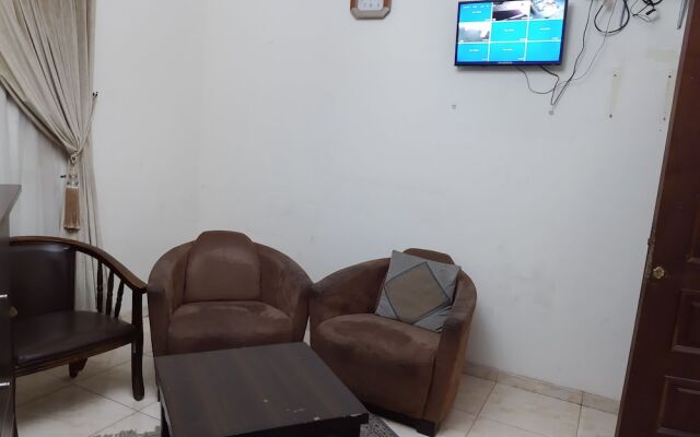 OYO 541 The Mar Furnished Apartments