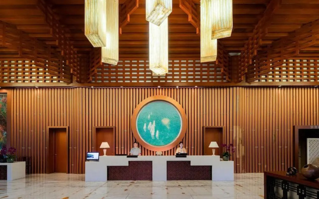 New Century SPA and Resort PUER