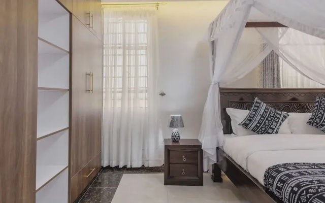 Skyhut Boutique House