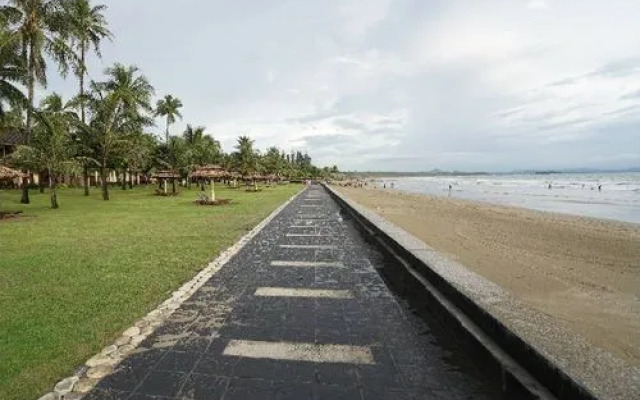 Sunny Paradise Resort