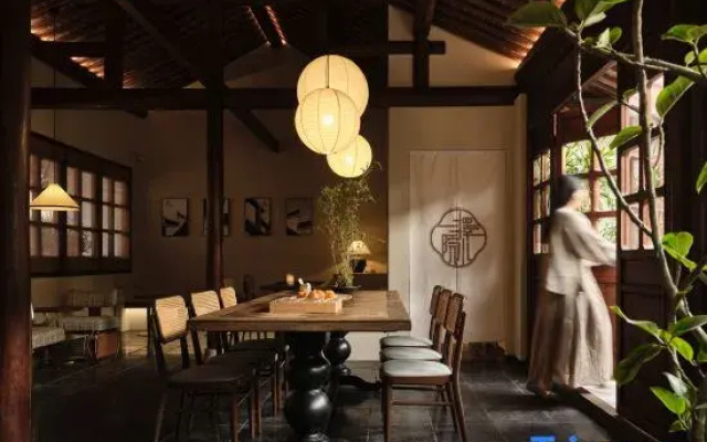 Unparalleled Courtyard（Xinchang Ancient Town）