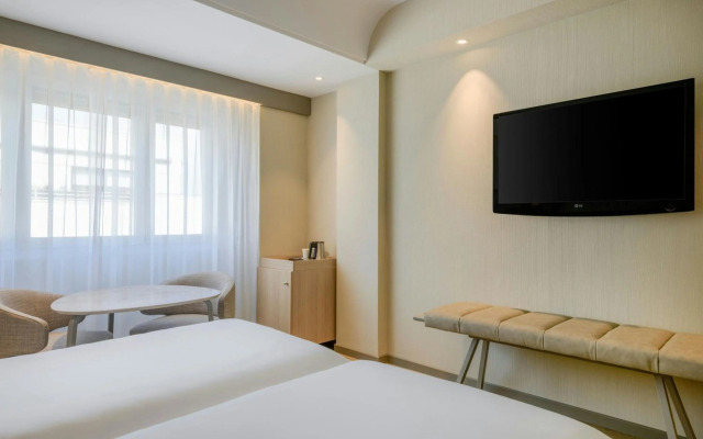 AC Hotel Carlton Madrid by Marriott