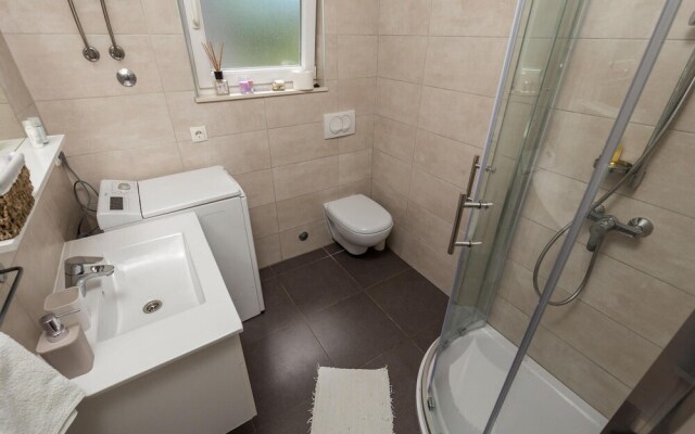 Amazing Home in Matulji With Wifi and 1 Bedrooms