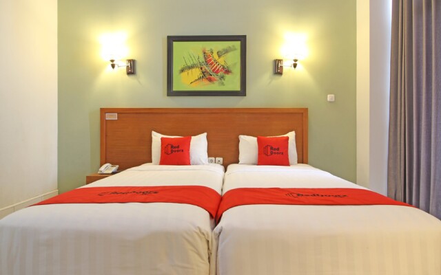Reddoorz Premium near Sleman City Hall