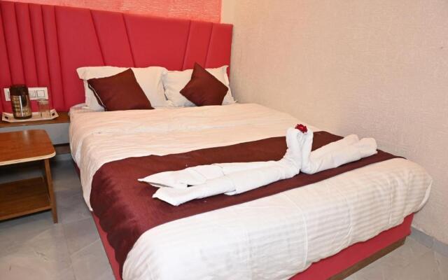Hotel Avadh Palace