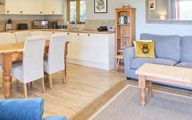 Host Stay Cobnut Barn