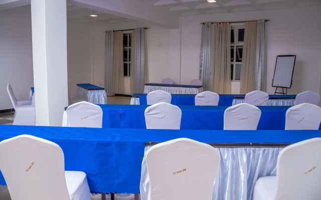 Garden Courts Hotel Masaka