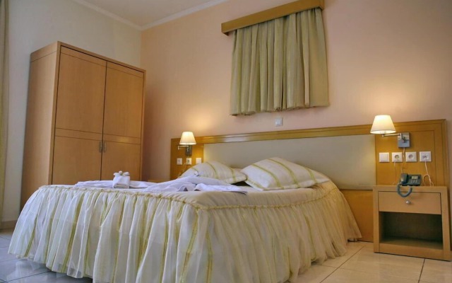 Theofilos Classic Hotel