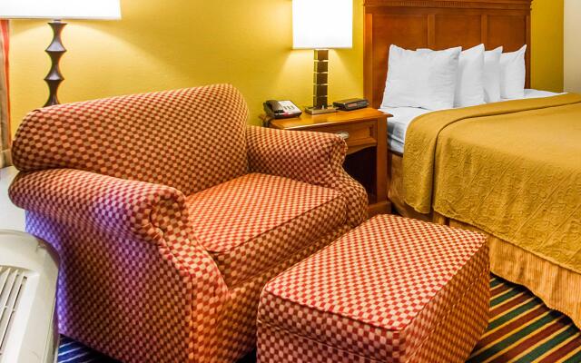 Quality Inn Dyersburg I-155