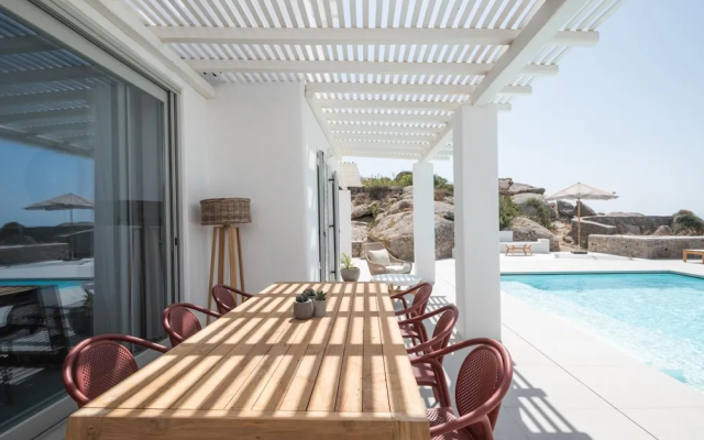 Petra Mare in Mykonos