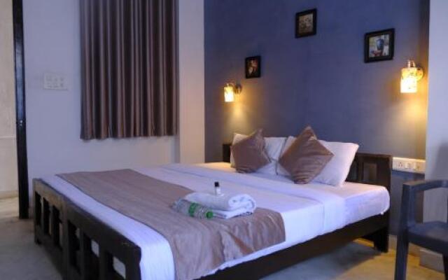 Spot On 43967 Namaste Guest House