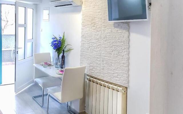 Studio Apartman NOA