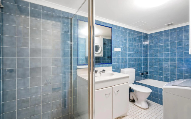 Beachcomber Surfers Paradise