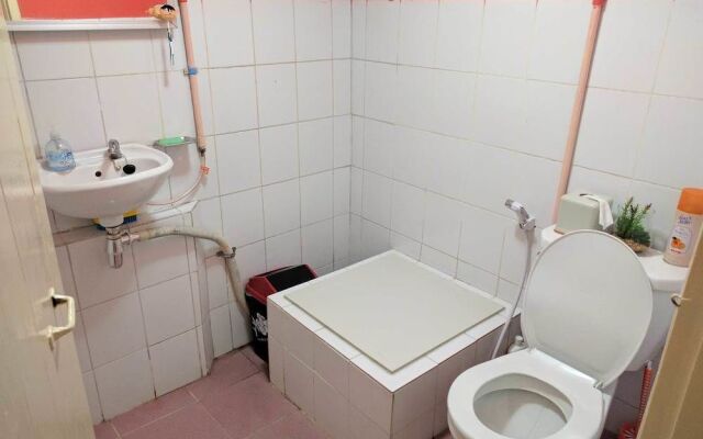 Funky Box Hostel