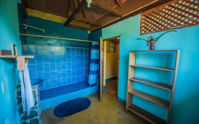 Eco Hotel MayAchik