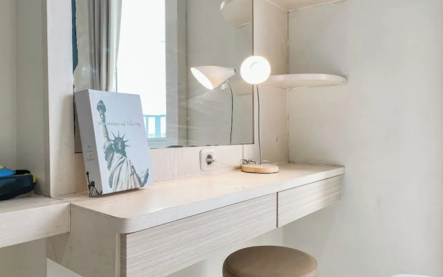 Modern Look and Restful Studio at Azalea Suites Apartment