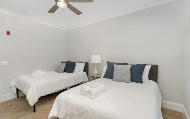 Belwood Manor-across From Parthenon-5 Min Broadway