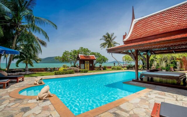 Royal Thai Villas