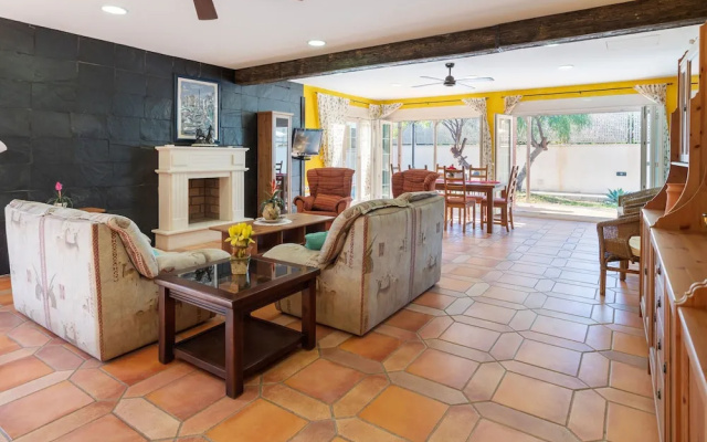 Elegant Villa in La Manga With Patio
