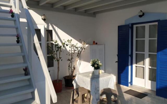 Great Sea-view 2BD Apartment @ Paros