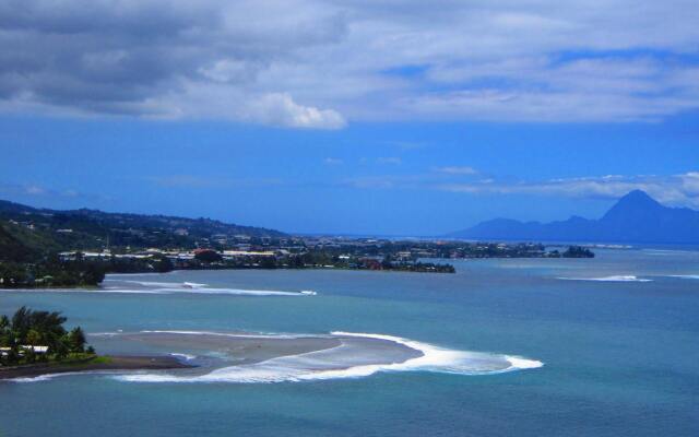 Tahiti Surf Beach Paradise