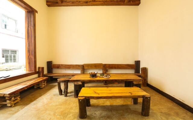 Yunsheyuanlai Hostel