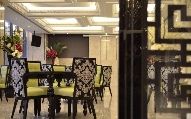 Puli Ease Hotel