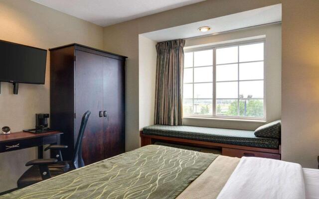 Spark by Hilton Sterling Dulles Airport