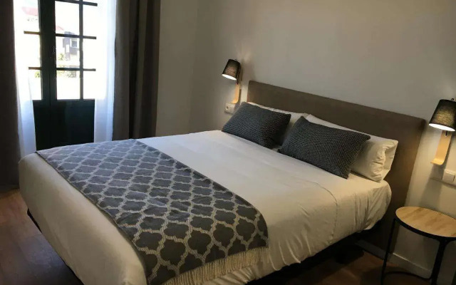 Lux Apartamentos Rosalia