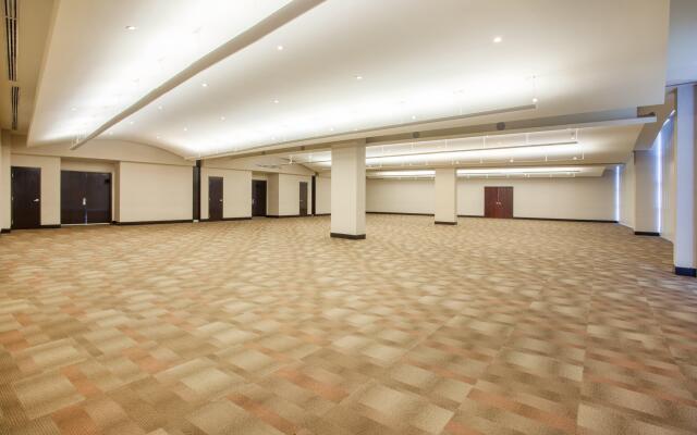 Crowne Plaza Leon by IHG