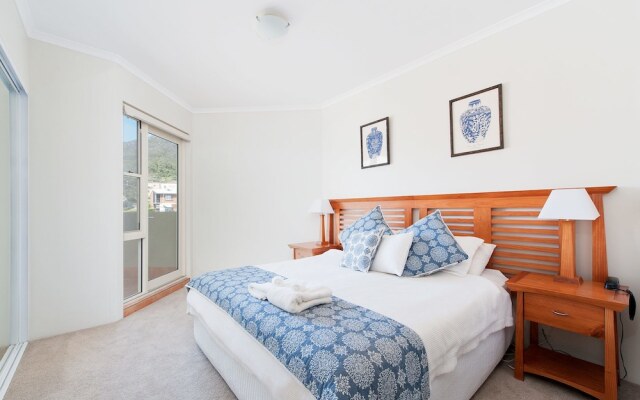 Breakwater Apartment, Unit 205/2 Messines Street