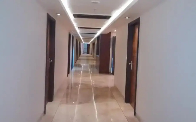 Wingston A Treehouse Hotel-Goverdhan