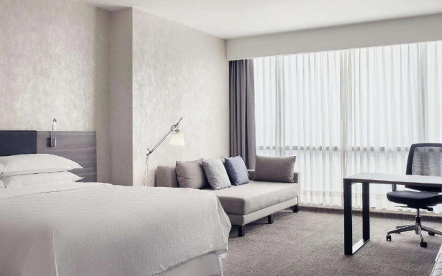 Wyndham Monterrey Ambassador Centro