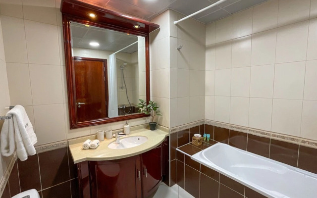 My-Places Dubai 1 Bed Escan Towers 15