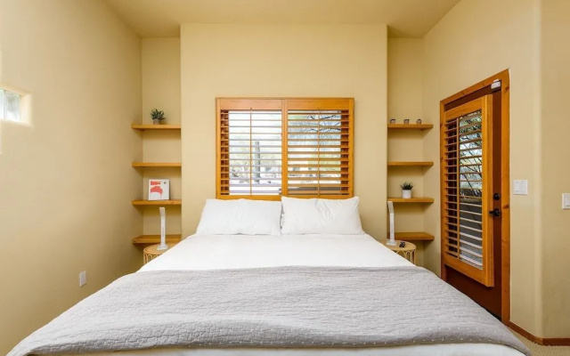 Casa Sanctuary 5 Bedroom Home by Redawning
