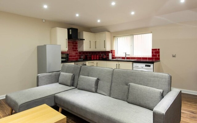Stunning Penthouse in NQ, City Centre ! Sleeps 8