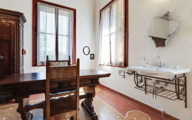 Belvilla by OYO Villa Fiorita Due