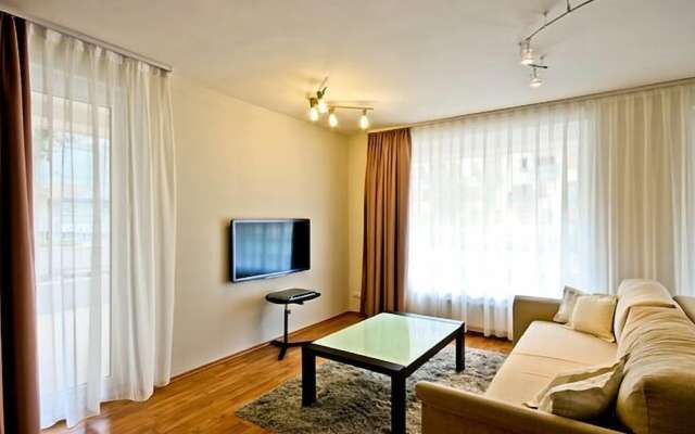Corvin Lux Aparthotel