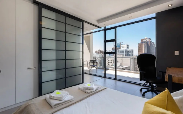 The Decks 1102 by CTHA