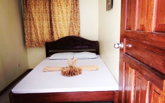 Happy Time Palawan Guest House
