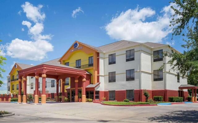 Comfort Suites La Porte